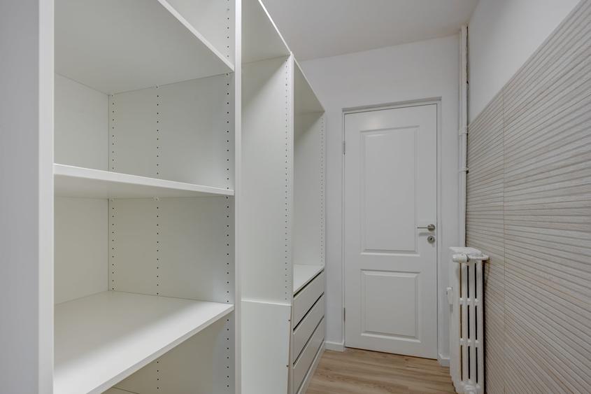 Apartament cu 2 camere decomandat în Sala Palatului