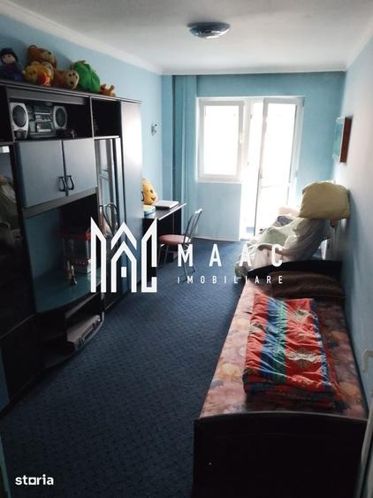 Apartament cu 4 camere decomandat, mobilat în Ostroveni