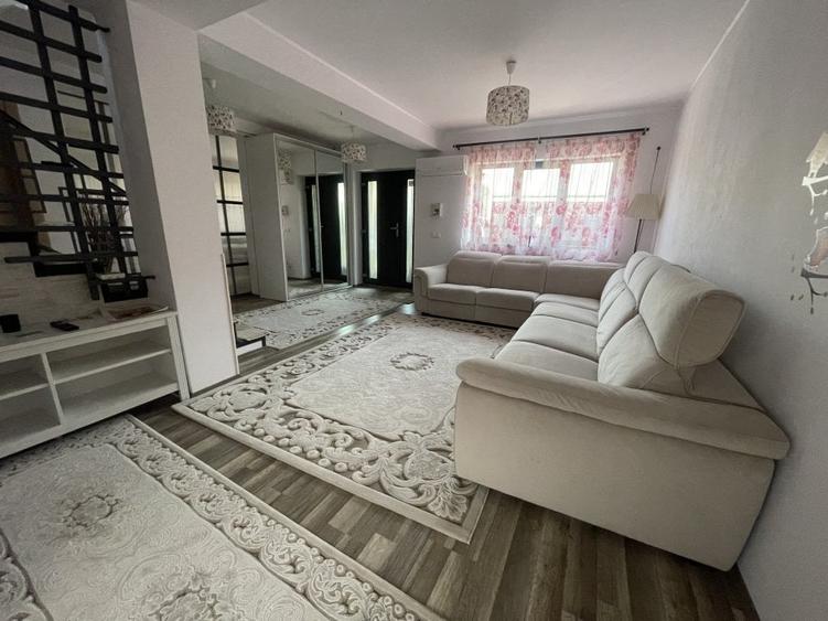 Casă cu 4 camere cu Teren 50 Mp în Central
