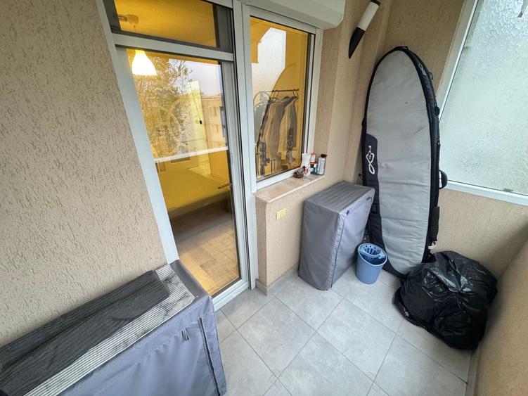Apartament cu 3 camere decomandat, mobilat în Faleza Nord