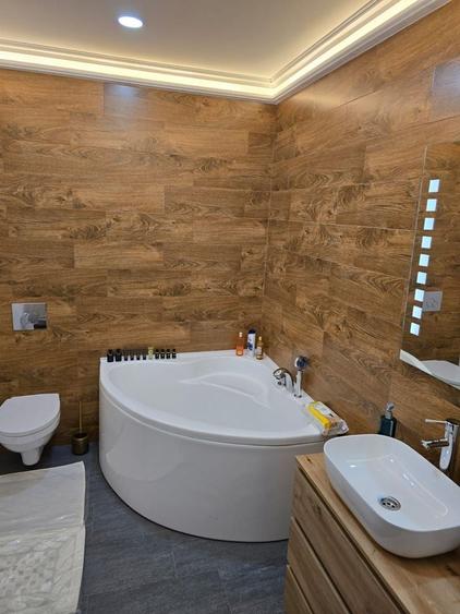Duplex cu 4 camere cu Canalizare în Dumbrăvița