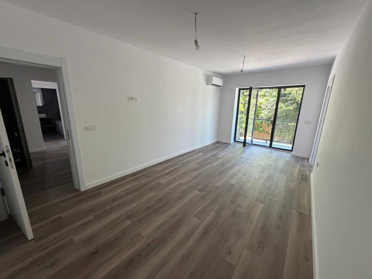 Spațiu comercial, de 75 mp, în Central