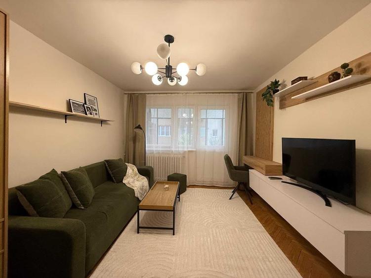 Apartament cu 2 camere decomandat în Mărăști