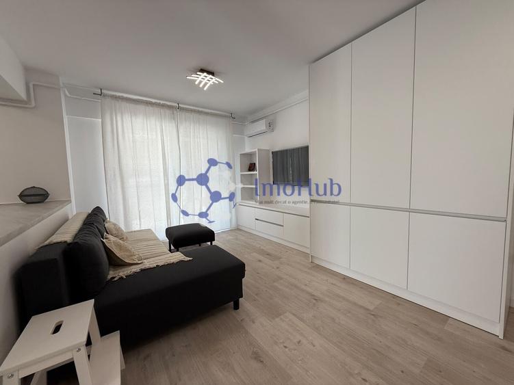 Apartament cu 3 camere semidecomandat, mobilat în Galata