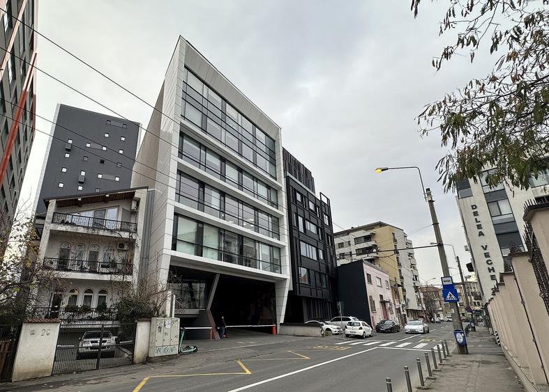 Birou, de 9,250 mp, în Calea Călărașilor