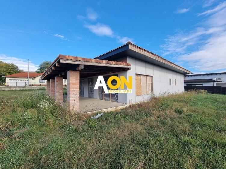 Casă individuală cu 3 camere cu Canalizare în Ciugud
