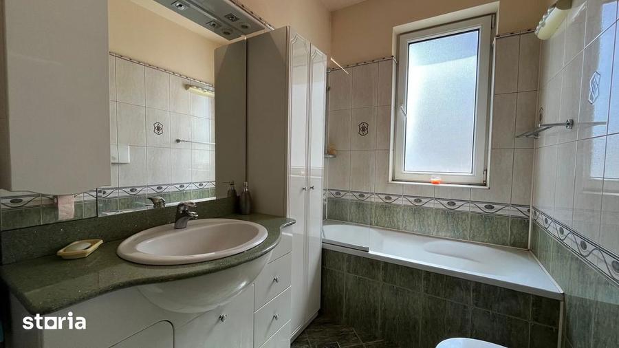 Apartament cu 4 camere, mobilat în Punctele Cardinale