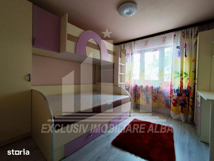 Apartament cu 3 camere în Cetate