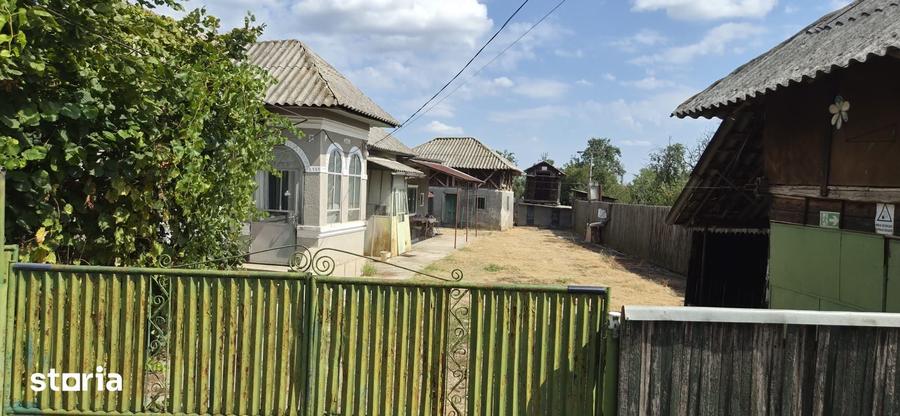 Teren de vanzare 1300mp, acces asfaltat, cu casa batrneasca, leordeni - 13