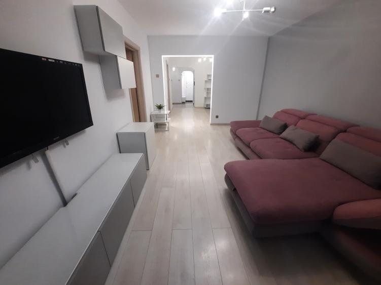 INCHIRIERE 3 CAM 13 SEPTEMBRIE- GRAND HOTEL MARRIOTT - 5