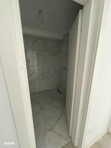 Apartament cu 4 camere decomandat în George Enescu