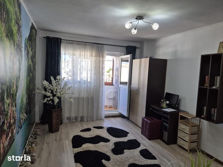 Apartament cu 2 camere decomandat în Mioriței
