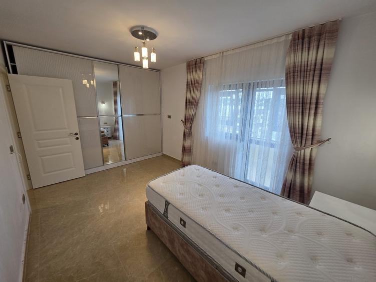 Apartament cu 3 camere decomandat, mobilat în Păcurari