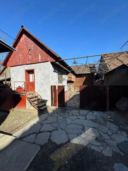 Casă cu 2 camere în Central