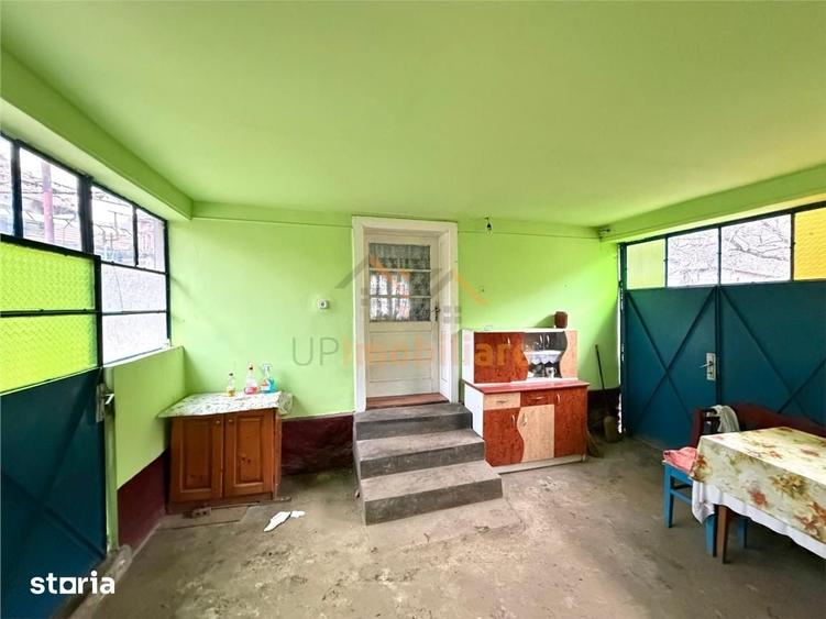 Casă cu 4 camere cu Teren 2846 Mp în Aștileu