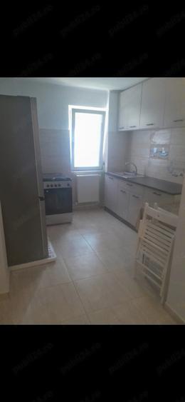 Apartament cu 2 camere semidecomandat în Horia