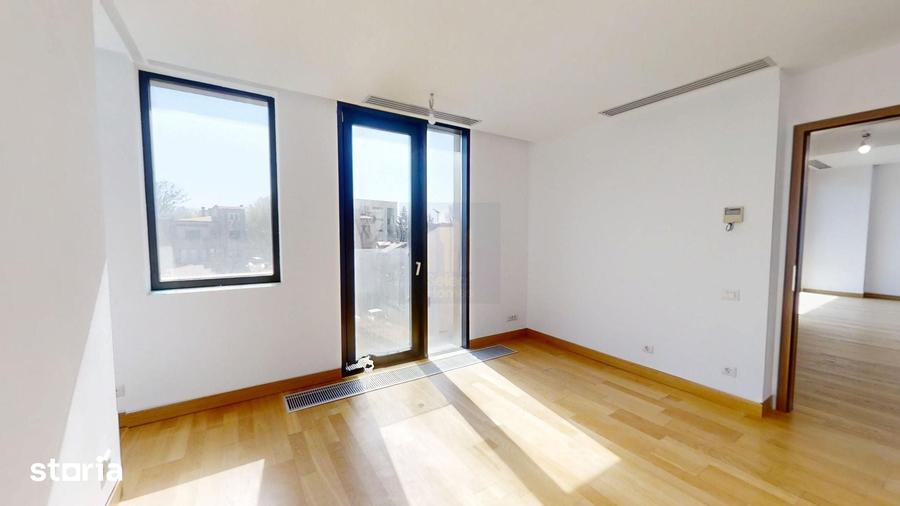 Apartament cu 3 camere în Eminescu
