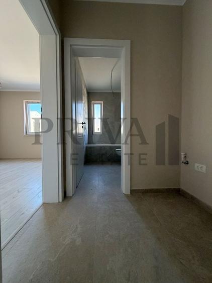 Apartament cu 2 camere decomandat în Giroc