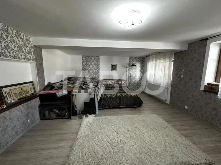 Casă cu 5 camere cu Teren 426 Mp în Central