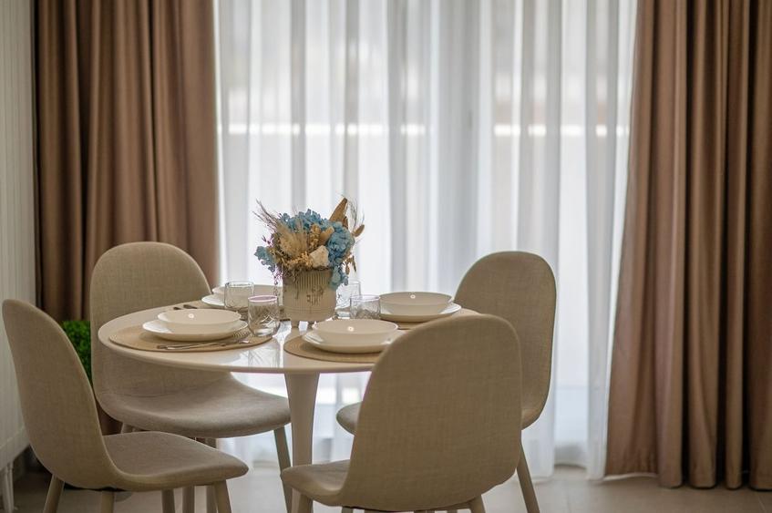 Apartament cu 2 camere decomandat în Mamaia-Sat