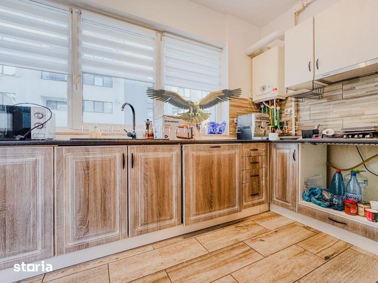 Apartament cu 2 camere semidecomandat, mobilat în Baciu