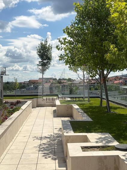 Apartament cu 3 camere decomandat în Zorilor