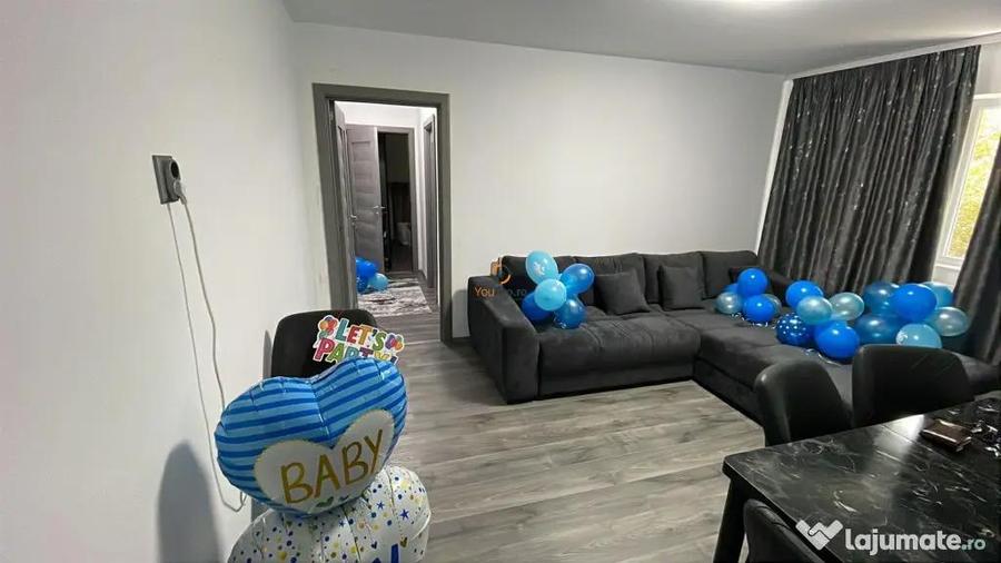 Apartament cu 3 camere semidecomandat, mobilat în Dacia