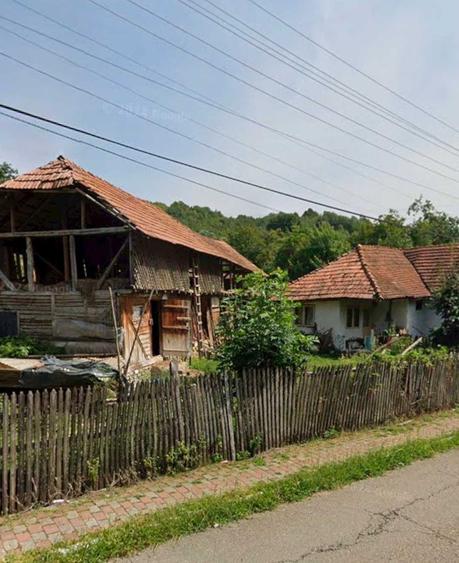 Casă cu 2 camere în Central