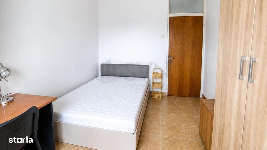 Apartament cu 4 camere semidecomandat în Ștefan cel Mare