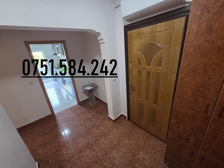 Apartament cu 3 camere în Peco
