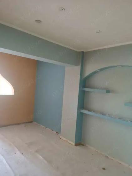 Apartament de vanzare 3 camere central decomandat - 1