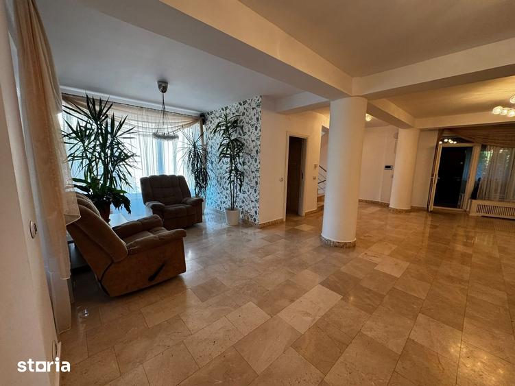 Casă cu Teren 608 Mp în Sub Arini
