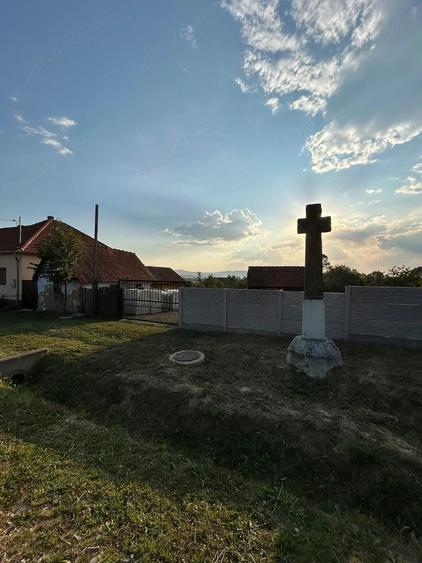 Teren de 2000 mp, în Gurahonț