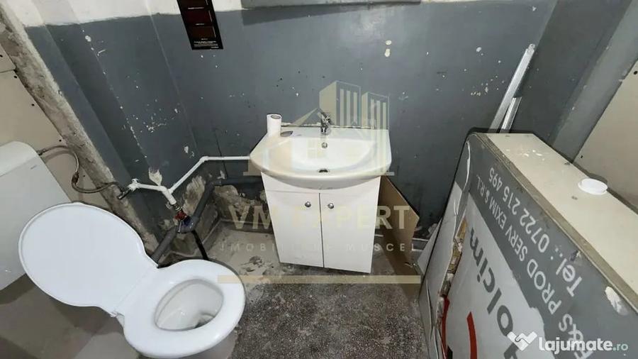 Spațiu comercial, de 47 mp, în Central