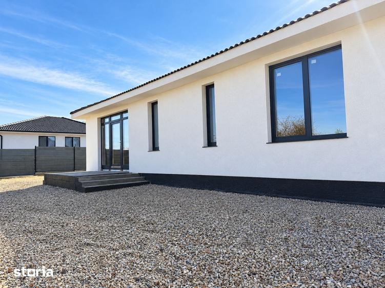 Casă cu 4 camere decomandat cu Teren 572 Mp în Paleu