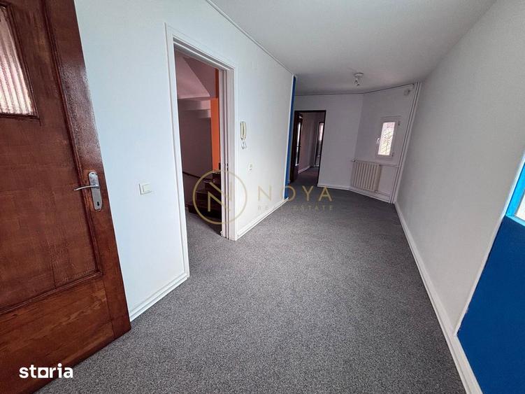 Casă cu 7 camere cu Teren 204 Mp în Grivița