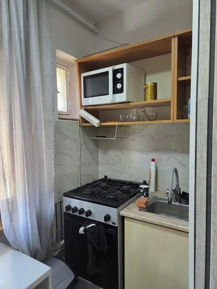 Apartament cu 3 camere în Mărăști