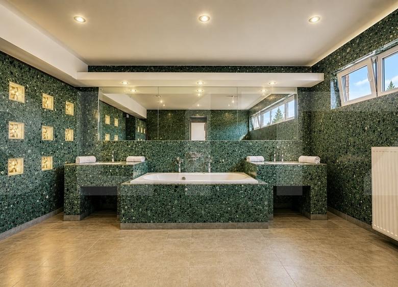Casă individuală cu 7 camere cu Piscina în Girocului