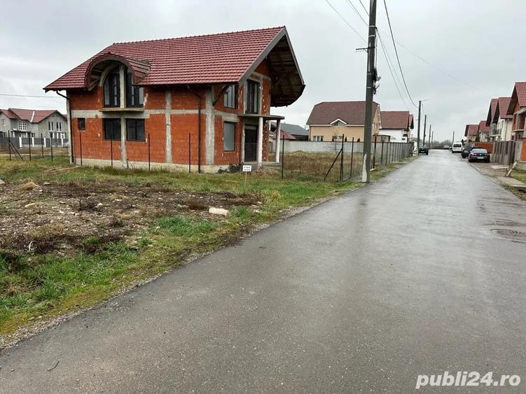 Teren de 400 mp, în Central