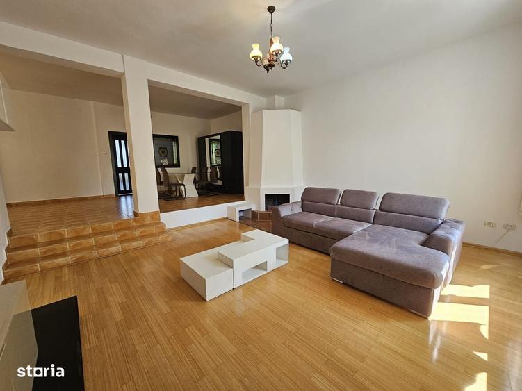 Casă cu 4 camere decomandat în Ghiroda