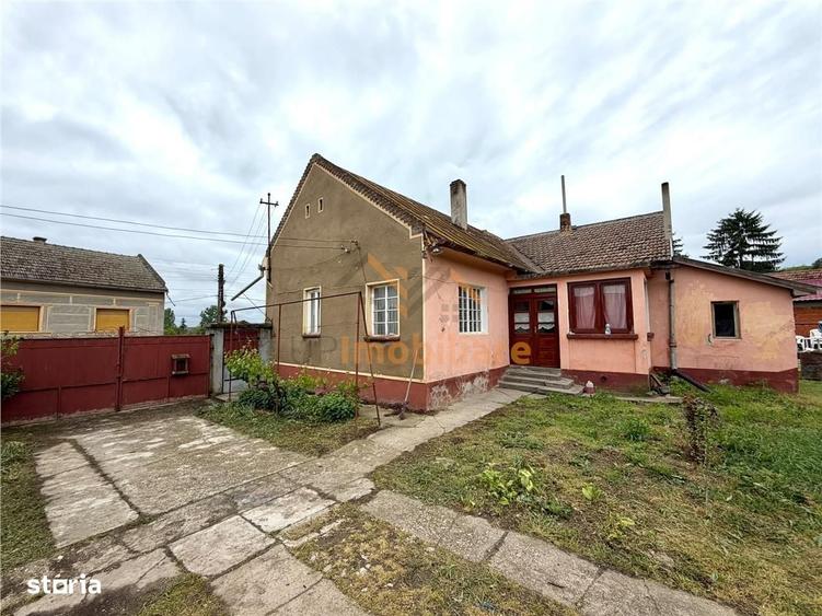 Casă cu 3 camere cu Teren 975 Mp în Tileagd