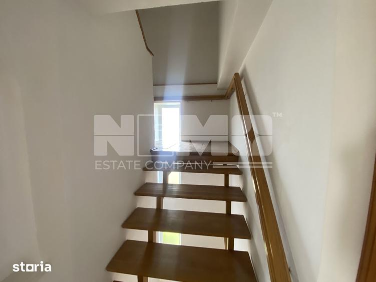 Casă cu 5 camere cu Teren 1500 Mp în Rădăuți