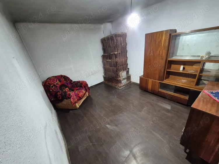 Casă cu 5 camere în Potlogi