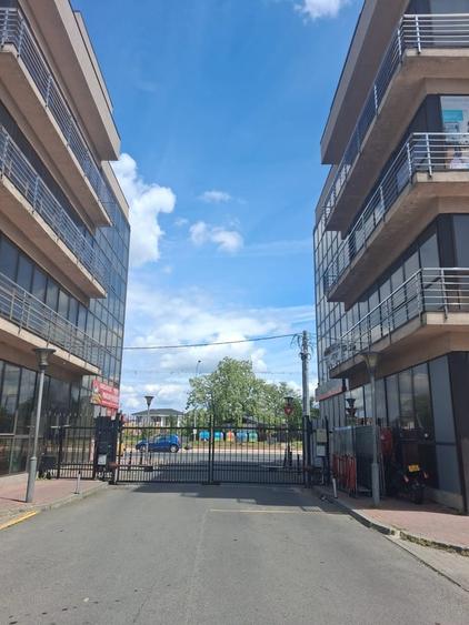 Apartament cu 3 camere semidecomandat în 23 August (Cațelul)