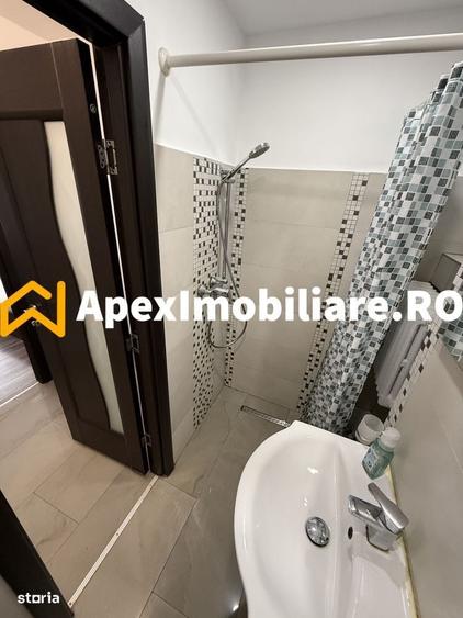Apartament cu 2 camere decomandat în Sala Palatului
