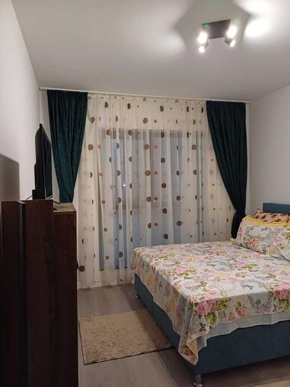 Inchiriez apartament cu 2 camere in Plaza Residence Exigent faza 5 - 7