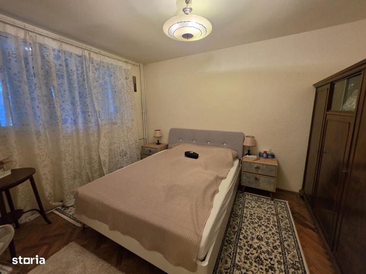 Apartament cu 2 camere semidecomandat în Mihai Bravu