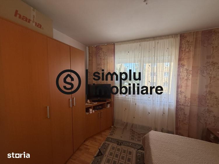Apartament cu 2 camere decomandat în Craiovița Nouă