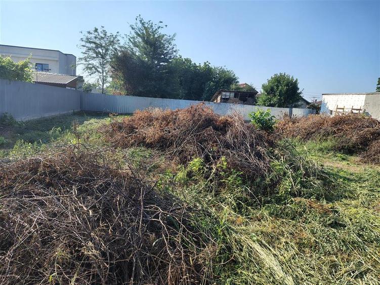 Teren Construcții intravilan de 941 mp, în Chercea