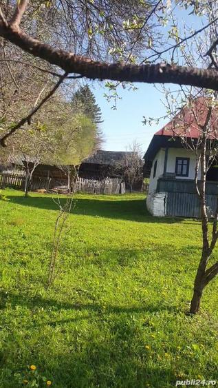 Casă cu 2 camere cu Teren 4000 Mp în Gării